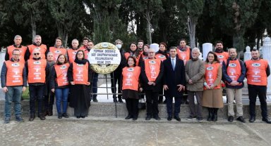 'Toprak Dede' unutulmadı