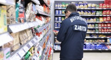 Zabıtadan marketlere baskın denetim