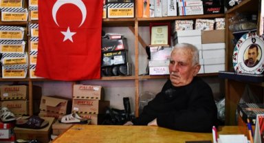 85 yaşında... Sabah 7'de dükkanını açıyor