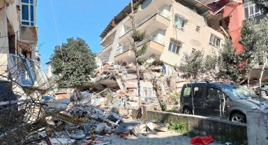 ABD'deki Türkler de bağışlarıyla depremzedelerin yanında