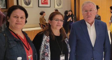 ABD'li sanatçı R. Erkan Akbaş'tan Türkiye'ye destek