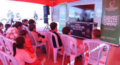 Adıyaman'da çocuklara oyun terapisi