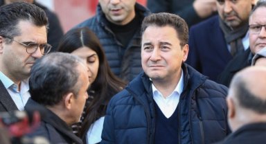 Babacan deprem bölgelerinde incelemede