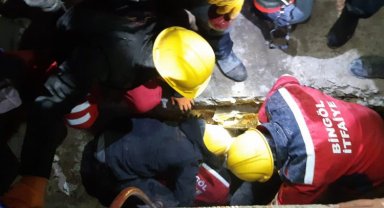 Bingöl ekibi iki farklı bölgede 19 mucize yaşattı