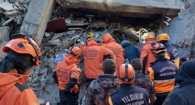 Bursa Yıldırım deprem bölgesinde tek yürek