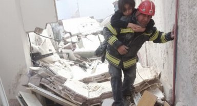 Büyükşehir ekipleri hayat kurtarmaya devam ediyor