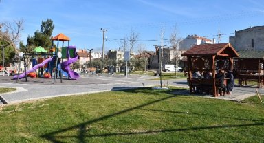 Büyükşehir'den Bandırma'ya 4 yeni park