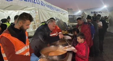 Denizli Büyükşehir'den Hatay'da gönül sofrası