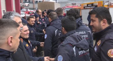 Enkazdaki canlara nefes olan kahramanlardan 48'i daha Bursa'ya döndü