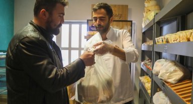 Gaziantep'te depremin ilk gününden bu yana 'glütensiz' üretime devam