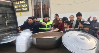 Gölcük'ten deprem bölgelerine 41 tır yardım