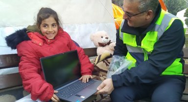 Hataylı minik Melek'in yüzünü Bursa güldürdü