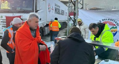 İstanbul Şile'nin mobil aşevi Antakya'da sıcak yemek ikramında