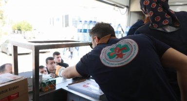 İzciler, afetzedelerin sessiz kahramanı oldu