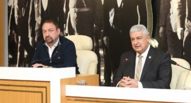 İzmir Çiğli'de depremzedeler için konaklama teyakkuzu