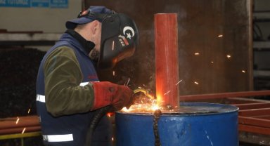 İzmit'ten Adıyaman'a portatif soba desteği sürüyor