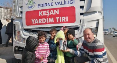 Keşanlı Yağmur'un kumbarası depremzede minik kıza ulaştı