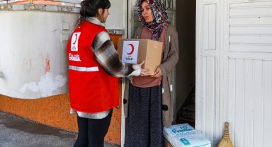 Kızılay Depremzede kadınlara Whatsapp hattı