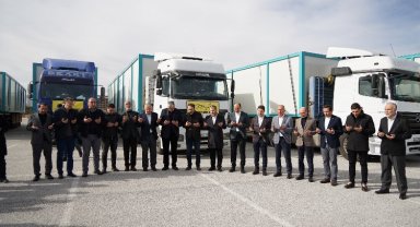 Konya'dan Hatay'a 10 tır yardım