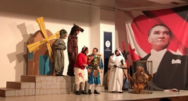 Manisa'da 'Donkişot' Demirci'de final yaptı