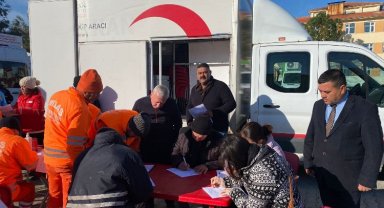 Milaslılar depremzedeler için kan verdi