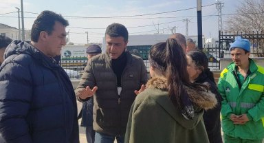 Osmangazi Belediye Başkanı Mustafa Dündar, deprem bölgesinde