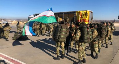 Özbeklilerin kalbi Türkiye için atıyor