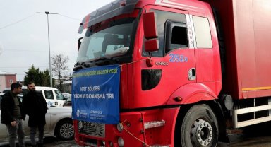 Sakarya'dan 40 tır yardım afet bölgesine gitti