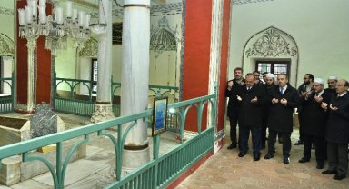 Sultan 2. Murad Han dualarla anıldı