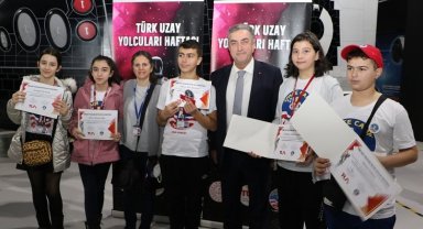 Uzay Yolcuları mezun oldu