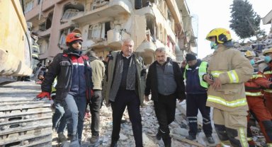 Zeydan Karalar, "Halkımızın emrindeyiz"