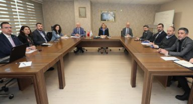 aşkan Hürriyet, kamuoyuna açıklayacağı Afet Hazırlık Planı öncesi ekibiyle çalışmaları masaya yatırdı