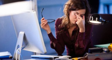 Bilgisayar ile çalışanlar dikkat! Göz egzersizlerini mutlaka yapmalı