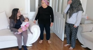 CHP'li Vekilin depremzede Azra bebek ile Mudanya'da duygusal buluşması