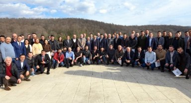 Düzce Üniversitesi afet bölgesindeki gönüllü personeliyle buluştu