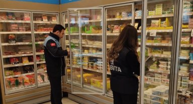 Gebze Zabıtası market denetimlerini sürdürüyor