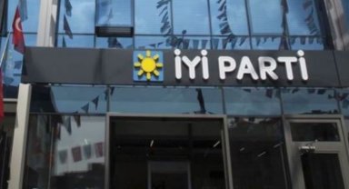 İYİ Partililerden istifa dalgası!