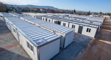 İzmir, Kahramanmaraş'ta 120 konteynerin kurulumunu tamamladı