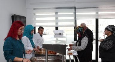 Kayseri depremzedelere kapılarını açtı