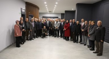 Kayseri Melikgazi protokolü muhtarlarla buşuştu