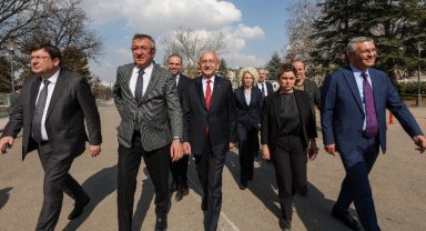 Kılıçdaroğlu TİP ve SOL ile görüşme yaptı