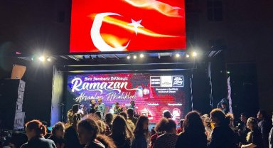 Konya Büyükşehir'den depremzedelere moral