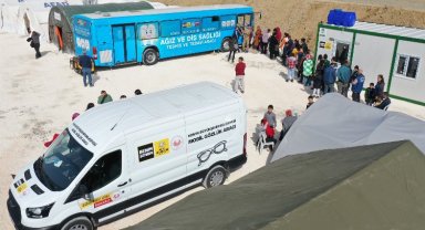 Konya'nın mobil ekipleri depremzedelere derman oluyor