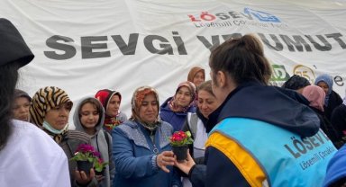 LÖSEV Kahramanmaraş'ta depremzede kadınları unutmadı