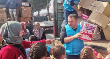 Manisa'dan afet bölgelerindeki çocuklara hediyeler