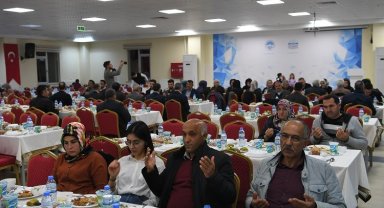 Memduh Büyükkılıç ilk iftarı memleketinde yaptı