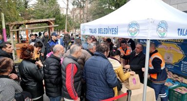 Mustafa Yalçın mutfakta hünerlerini sergiledi
