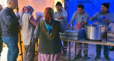 Nurdağı'nda depremin yaraları sarılıyor