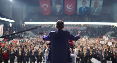 Yeniden Refah depremzede adaydan ücret almayacak