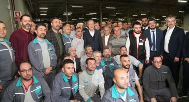 Bakan Akar ile Büyükkılıç'tan mobilyacılarla sahur